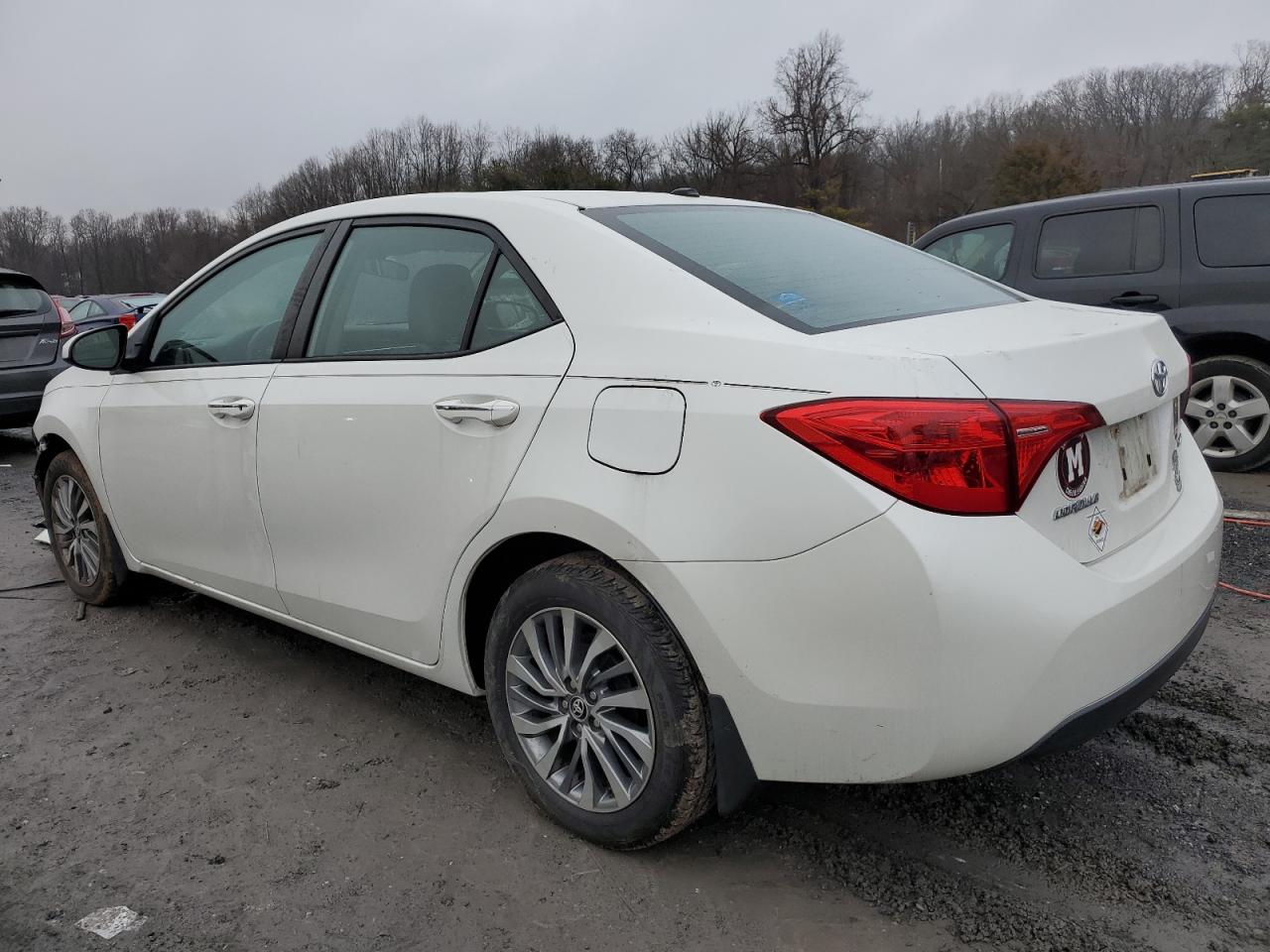Image 2 of 2018 TOYOTA COROLLA L 2018 with VIN 5YFBURHE3JP744815