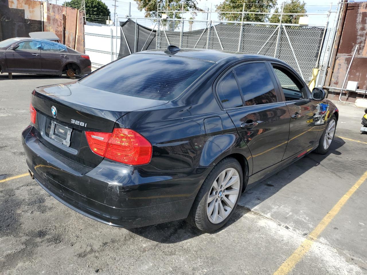 Obraz 3 z 2011 BMW 328 I SULEV 2011 z VIN WBAPH5C54BF093498
