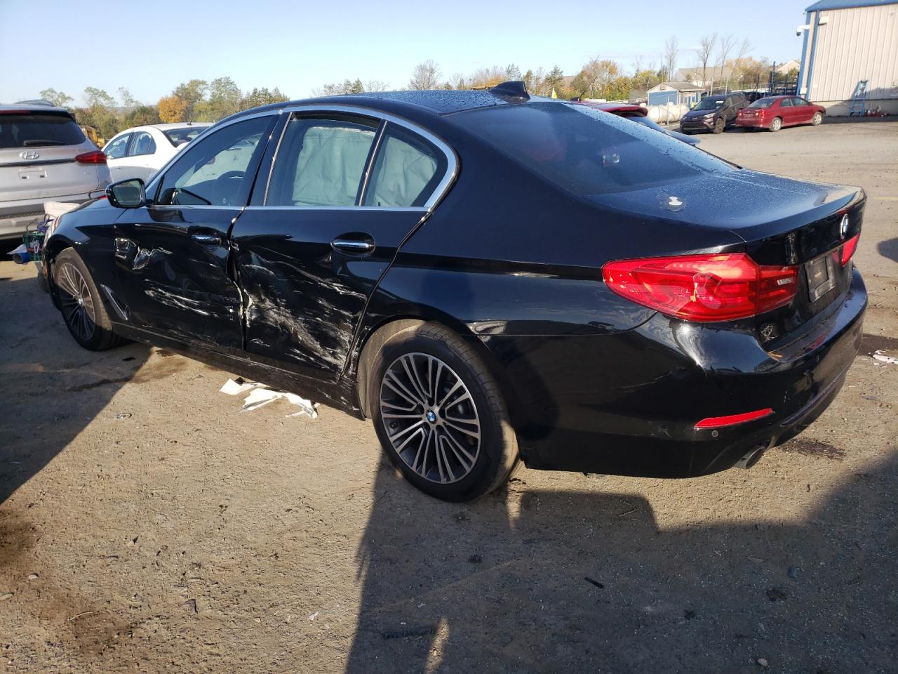 Изображение 2 2018 BMW 530 XI 2018 с VIN WBAJA7C56JWA72692