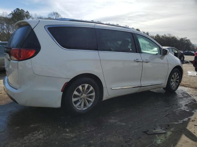 Image 3 of 2019 CHRYSLER PACIFICA TOURING L 2019 with VIN 2C4RC1BG3KR608909