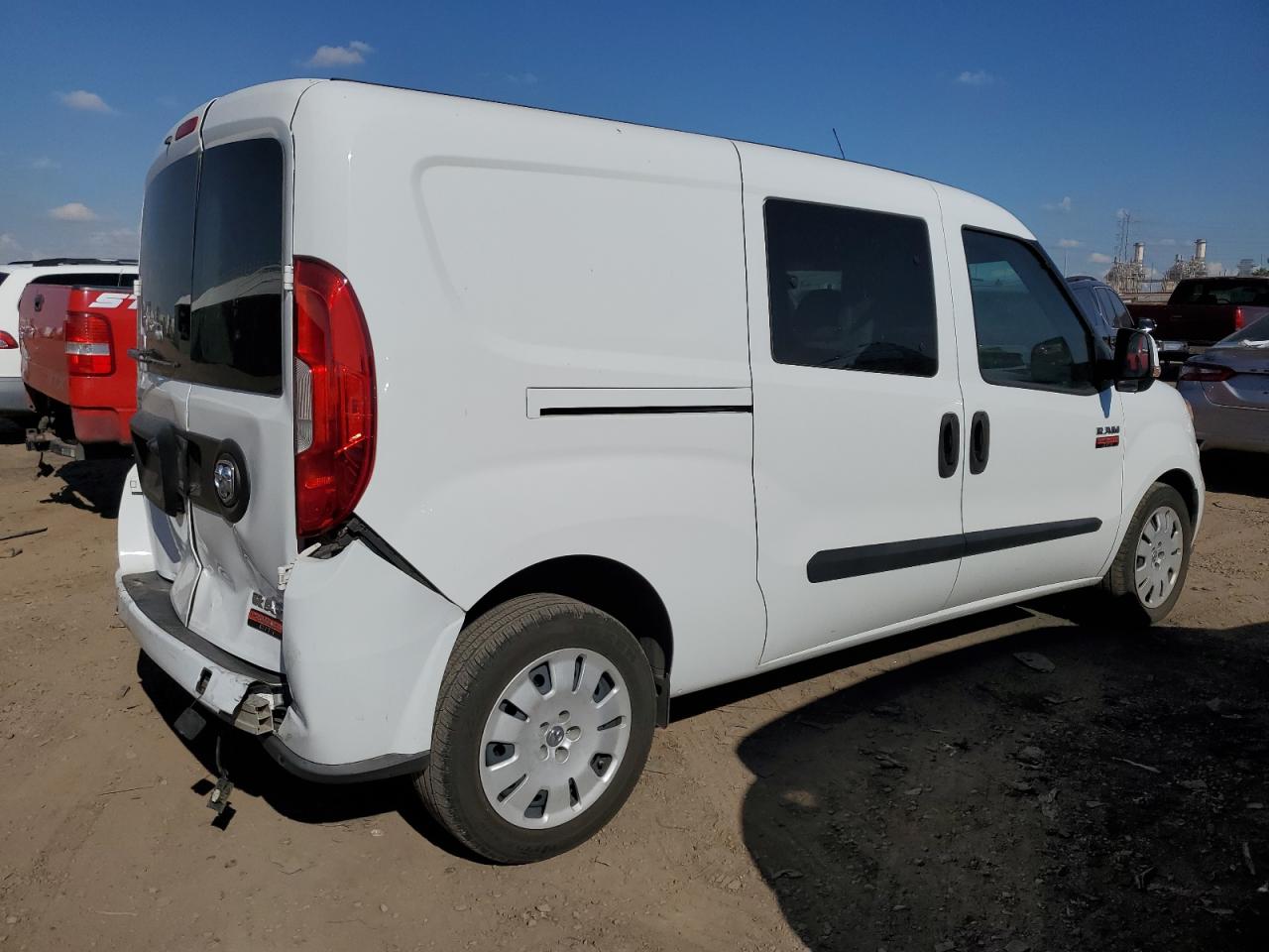 Obraz 3 z 2016 RAM PROMASTER CITY SLT 2016 z VIN ZFBERFBT4G6B55511