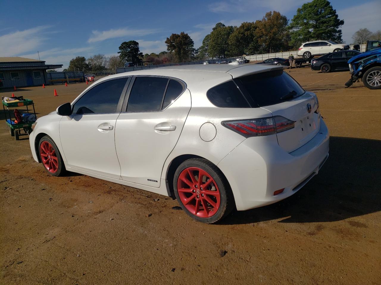 Image 2 of 2013 LEXUS CT 200 2013 with VIN JTHKD5BH6D2134520