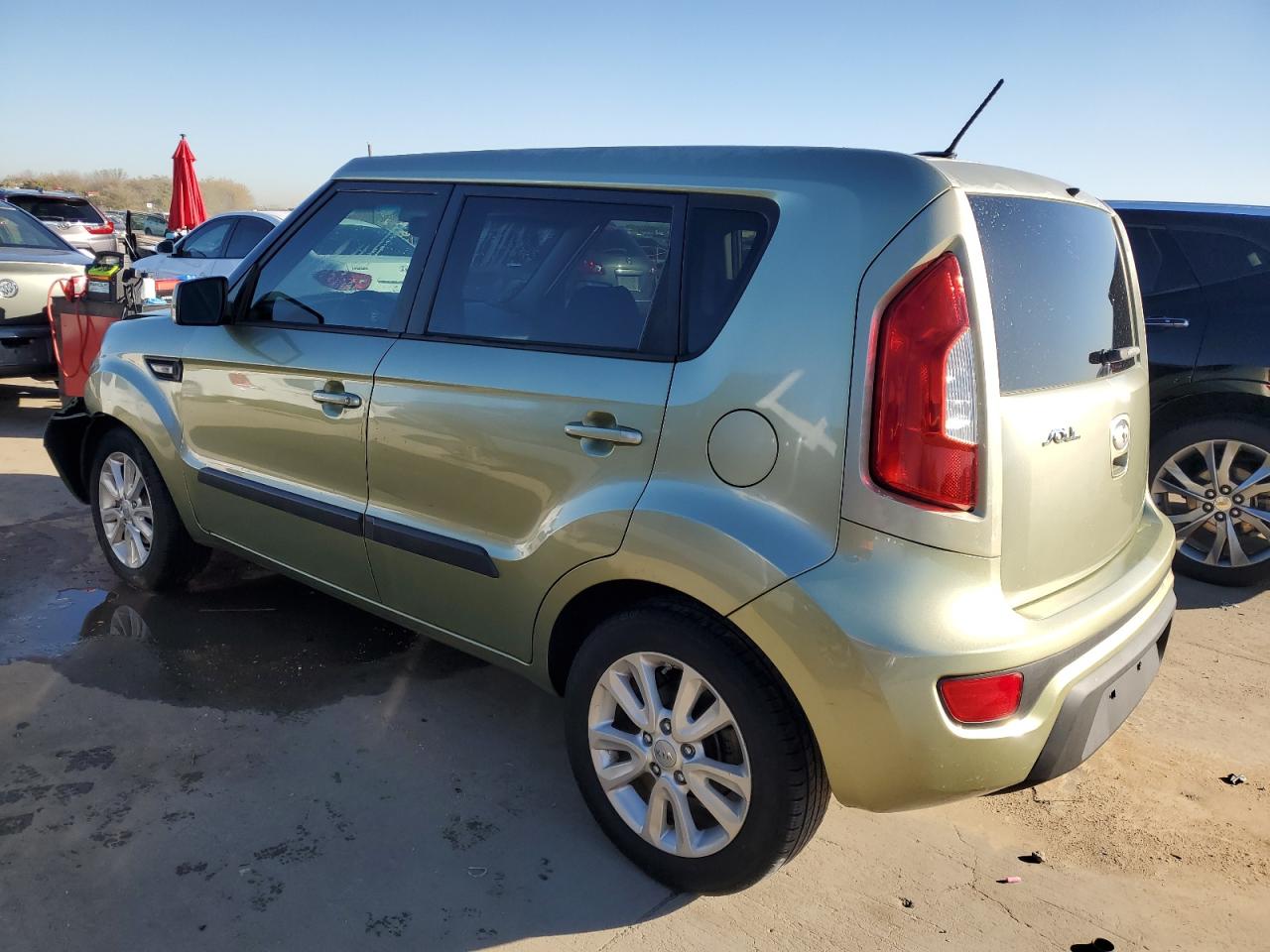 Obraz 2 z 2013 KIA SOUL  2013 z VIN KNDJT2A53D7505643