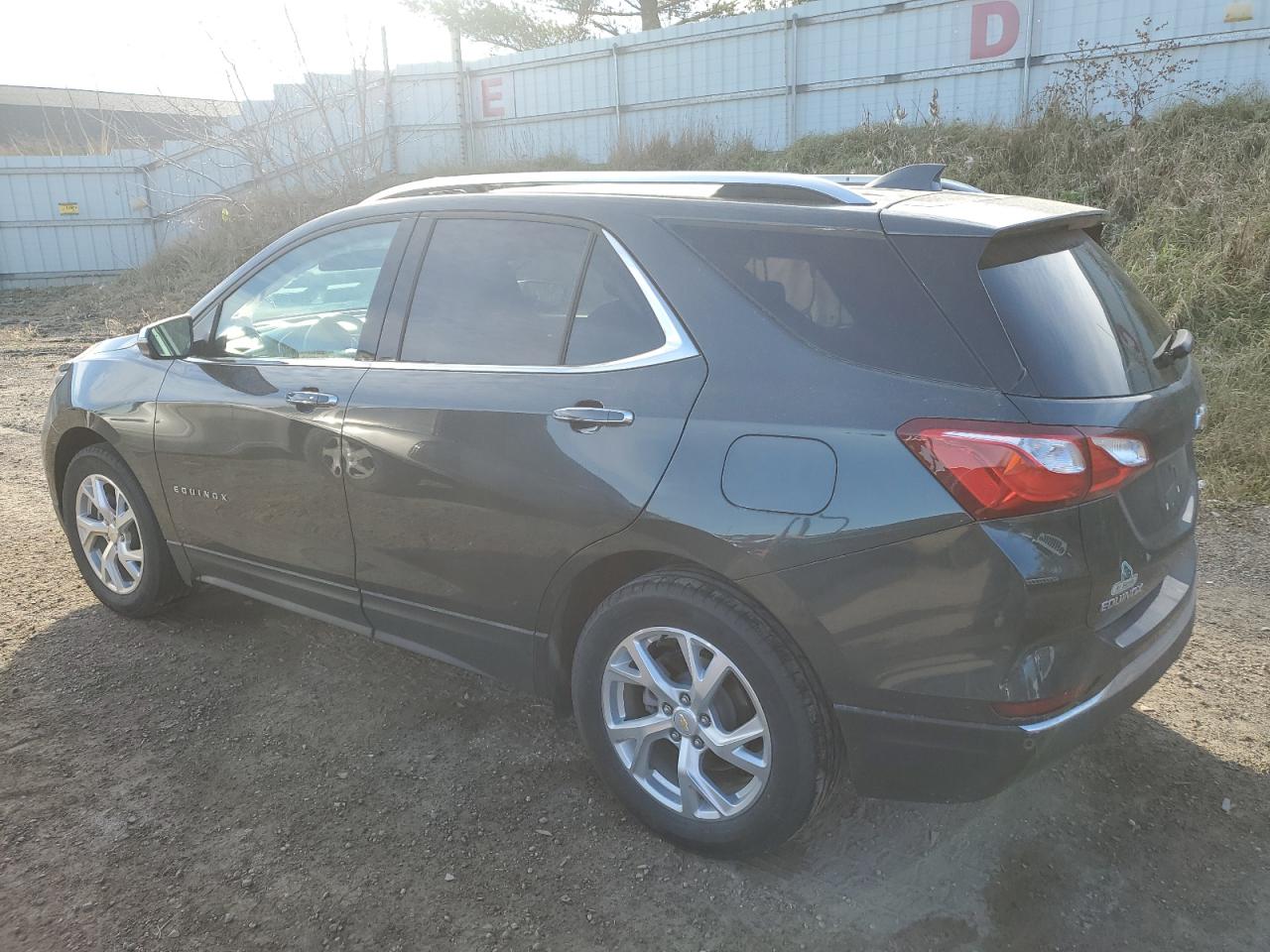 Изображение 2 2020 CHEVROLET EQUINOX PREMIER 2020 с VIN 2GNAXNEV3L6165609