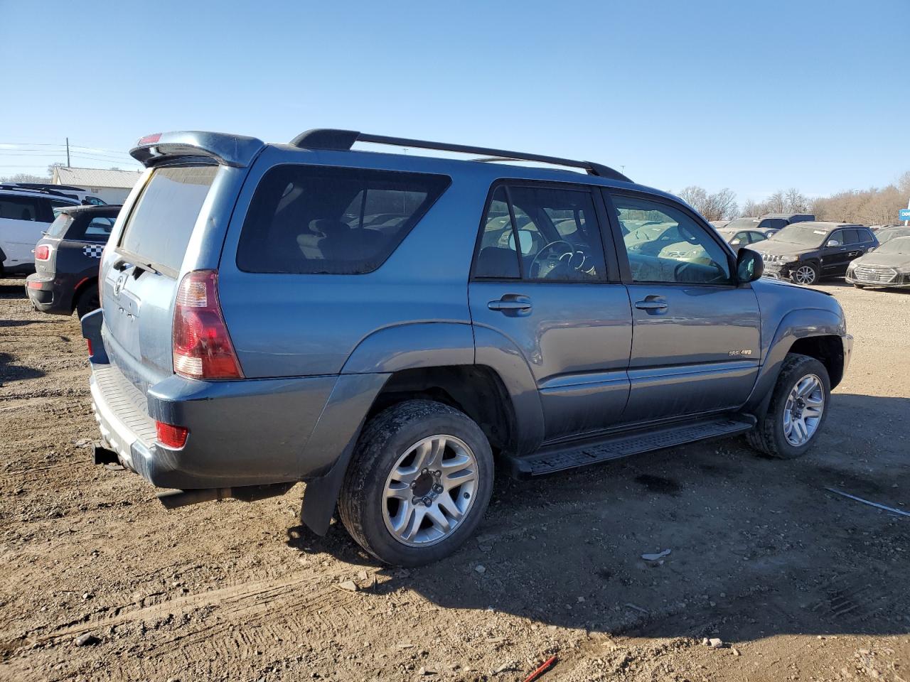 Image 3 of 2004 TOYOTA 4RUNNER SR5 2004 with VIN JTEBT14R440044468