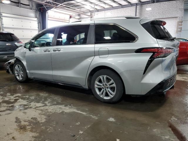 Image 2 of 2021 TOYOTA SIENNA LIMITED 2021 with VIN 5TDESKFC0MS036920