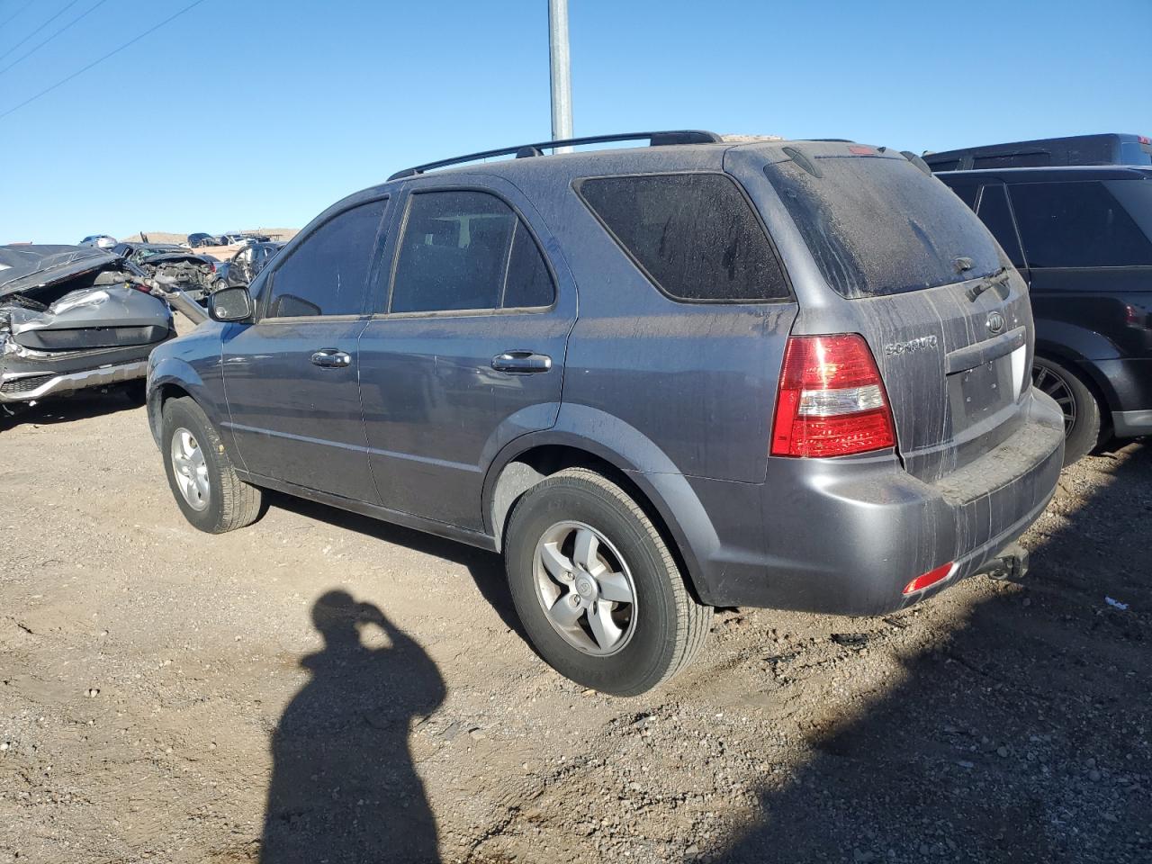 Изображение 2 2009 KIA SORENTO LX 2009 с VIN KNDJC735X95870382