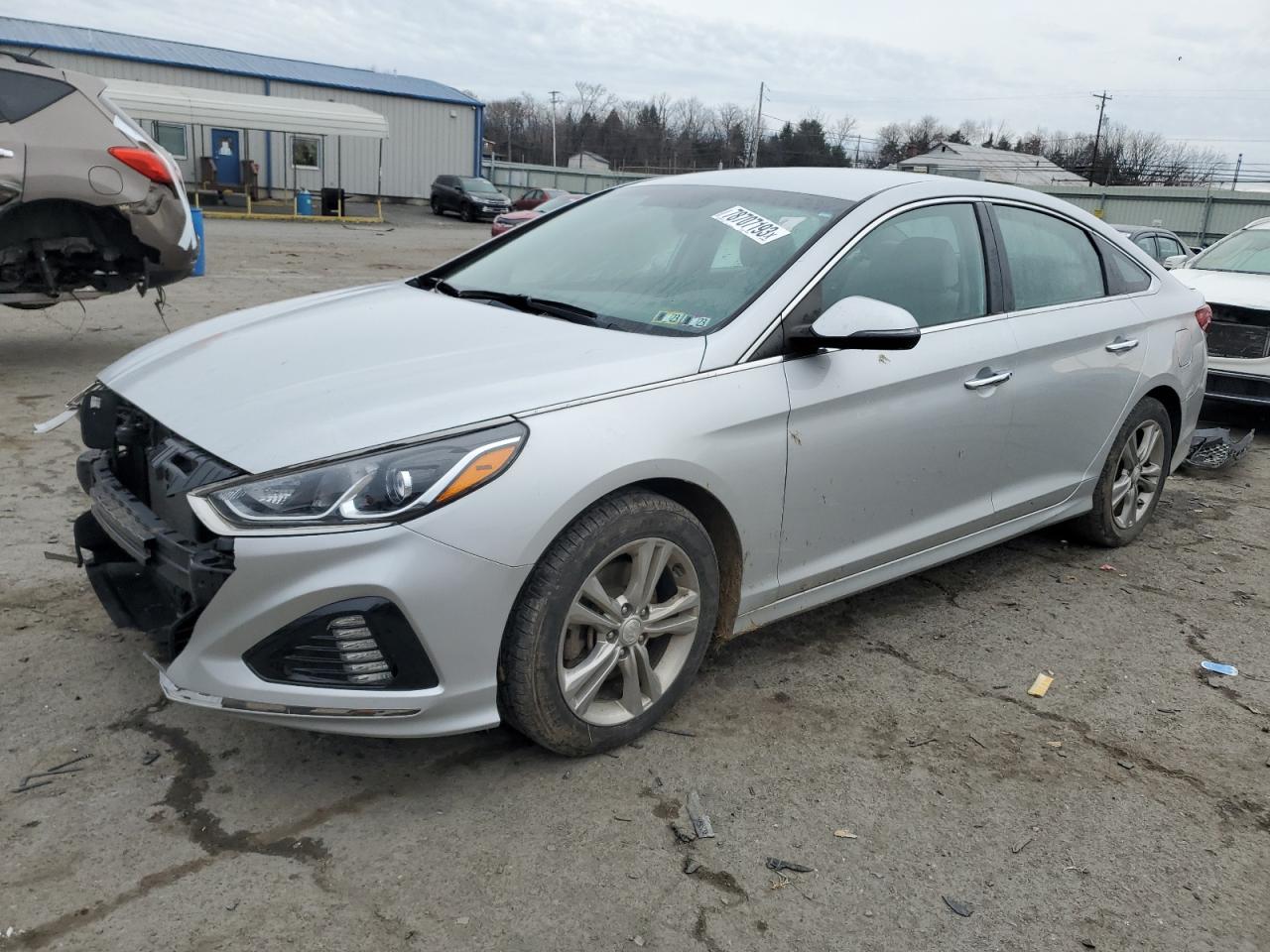 Image 1 of 2019 HYUNDAI SONATA LIMITED 2019 with VIN 5NPE34AF7KH773464