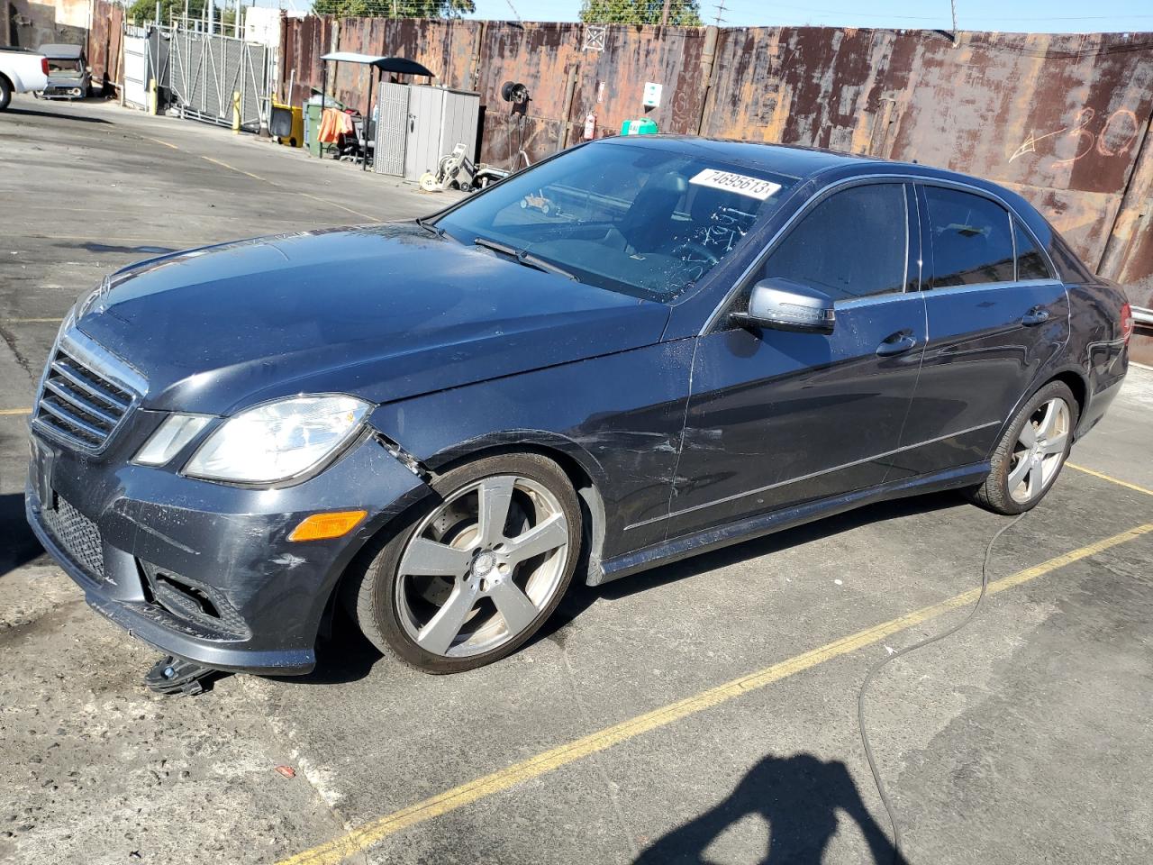 Image 1 of 2011 MERCEDES-BENZ E 350 2011 with VIN WDDHF5GB3BA353941