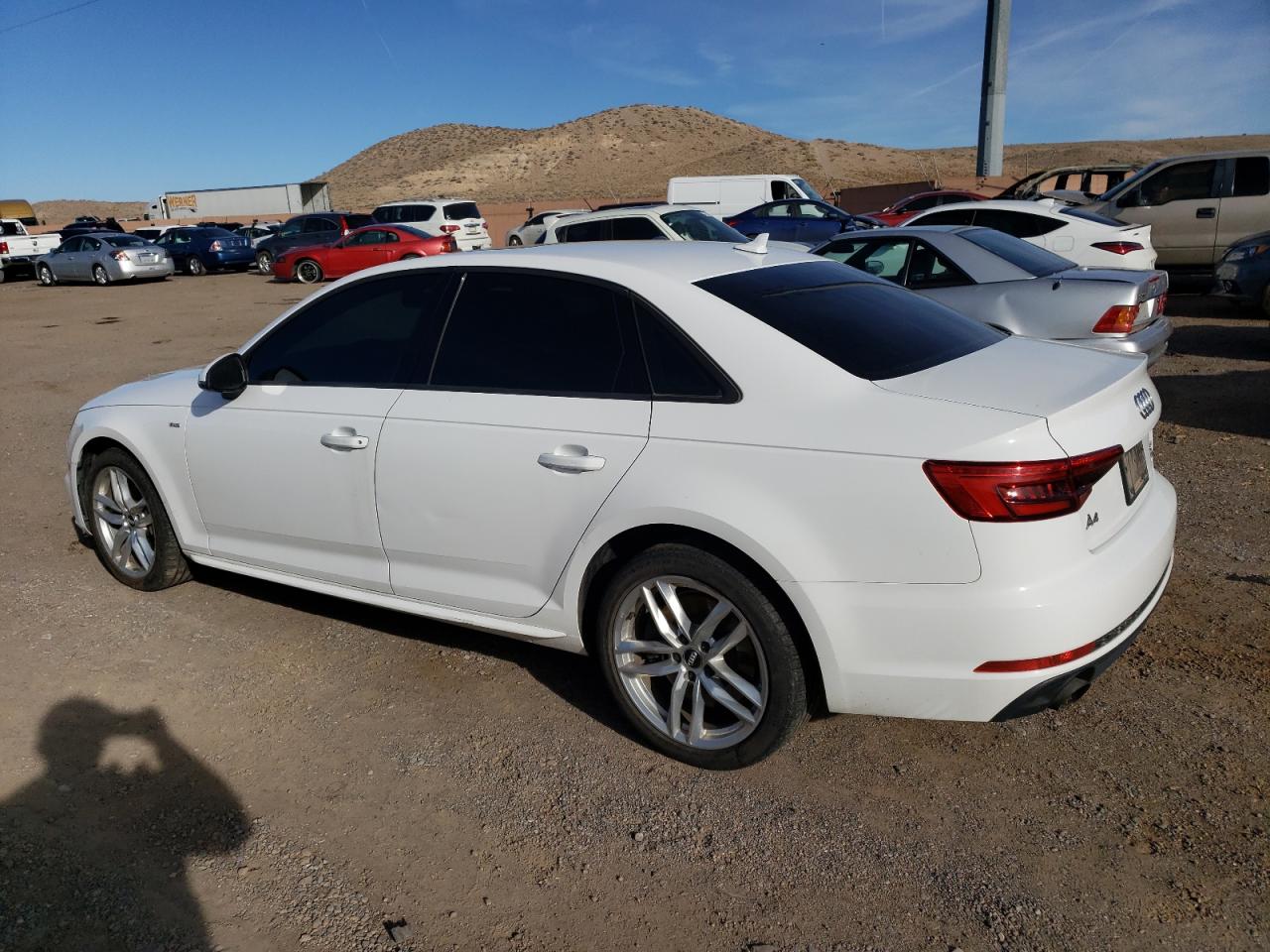 Obraz 2 z 2017 AUDI A4 PREMIUM 2017 z VIN WAUDNAF47HN055463