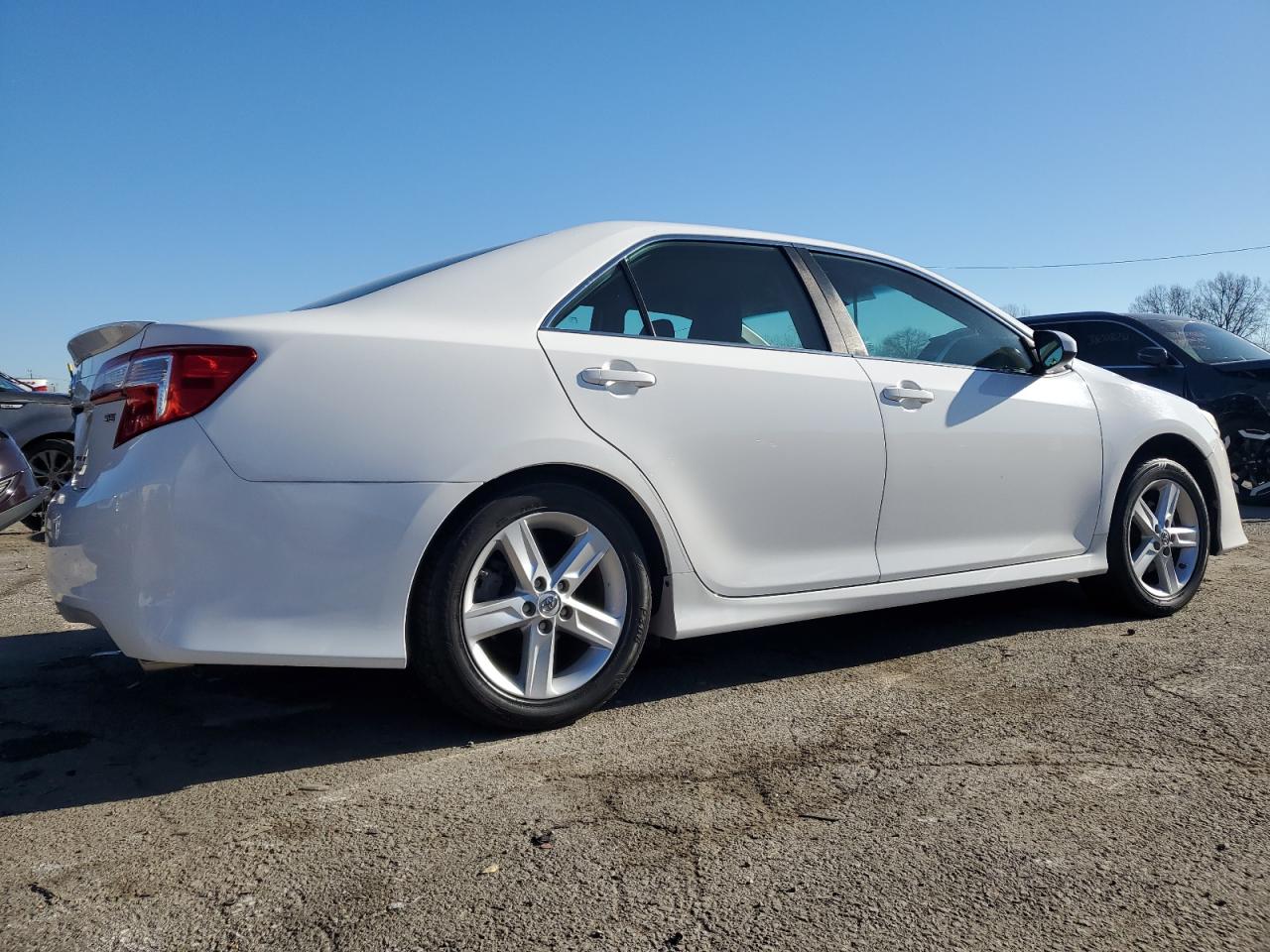 Obraz 3 z 2014 TOYOTA CAMRY L 2014 z VIN 4T1BF1FK9EU326896