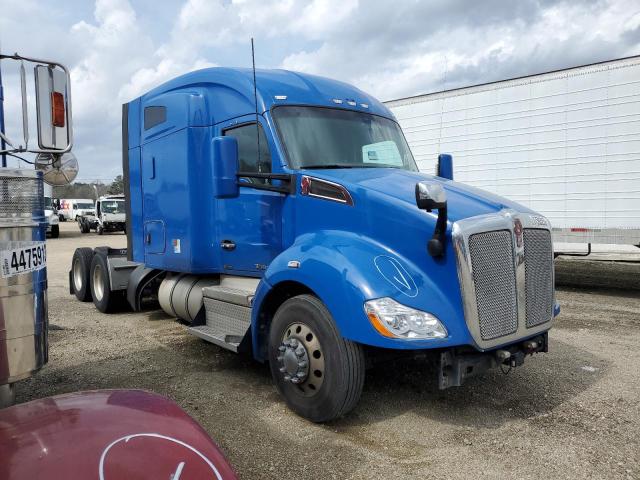 Image 1 of 2018 KENWORTH CONSTRUCTION T680 2018 with VIN 1XKYDP9X8JJ198049