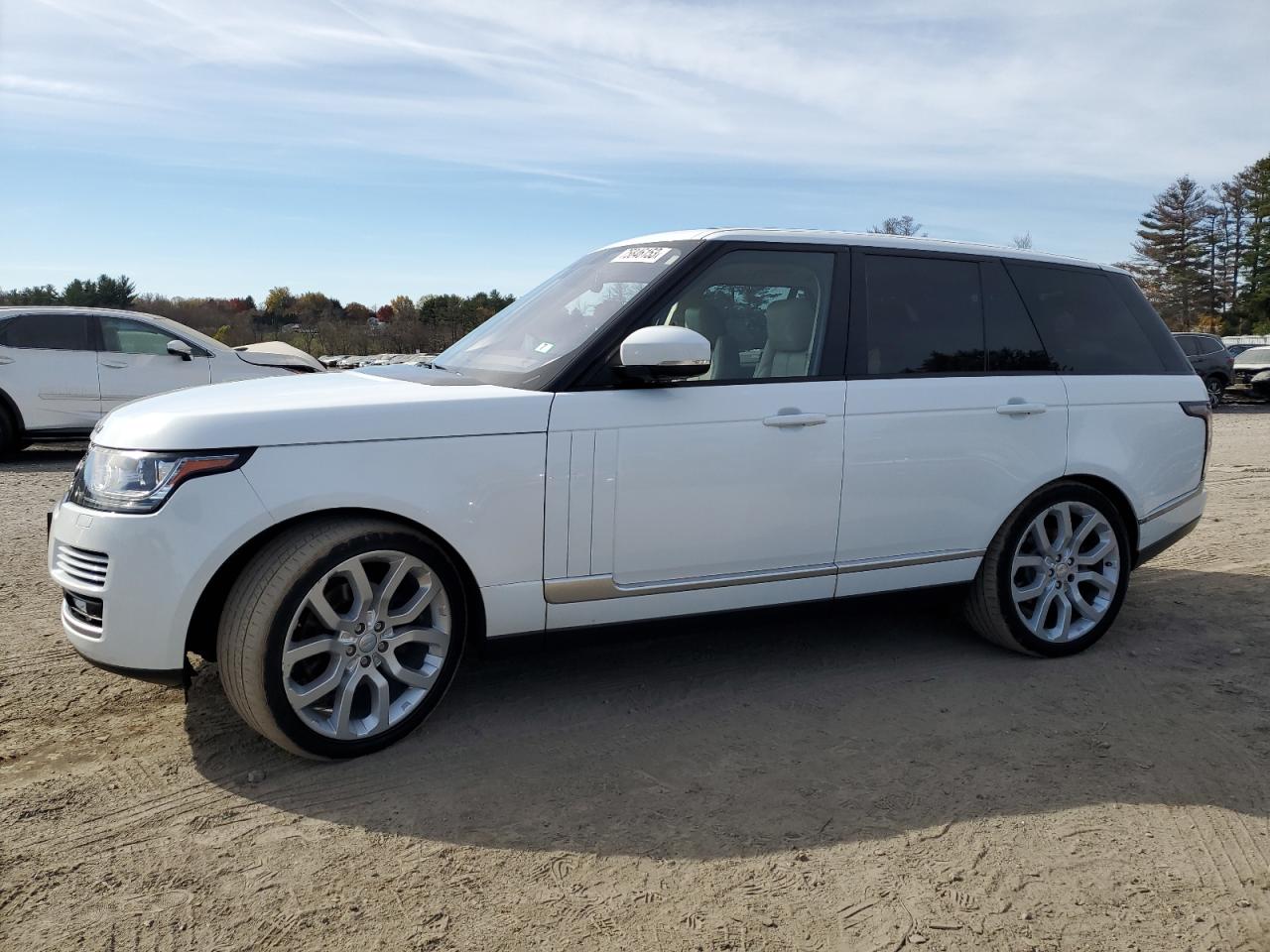 Image 1 of 2016 LAND ROVER RANGE ROVER 2016 with VIN SALGR2KF2GA297576