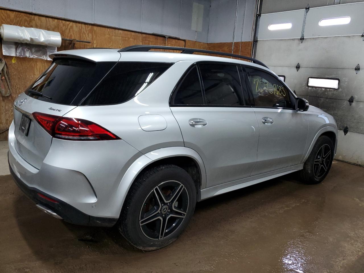 Image 3 of 2021 MERCEDES-BENZ GLE 450 4MATIC 2021 with VIN 4JGFB5KB8MA400965