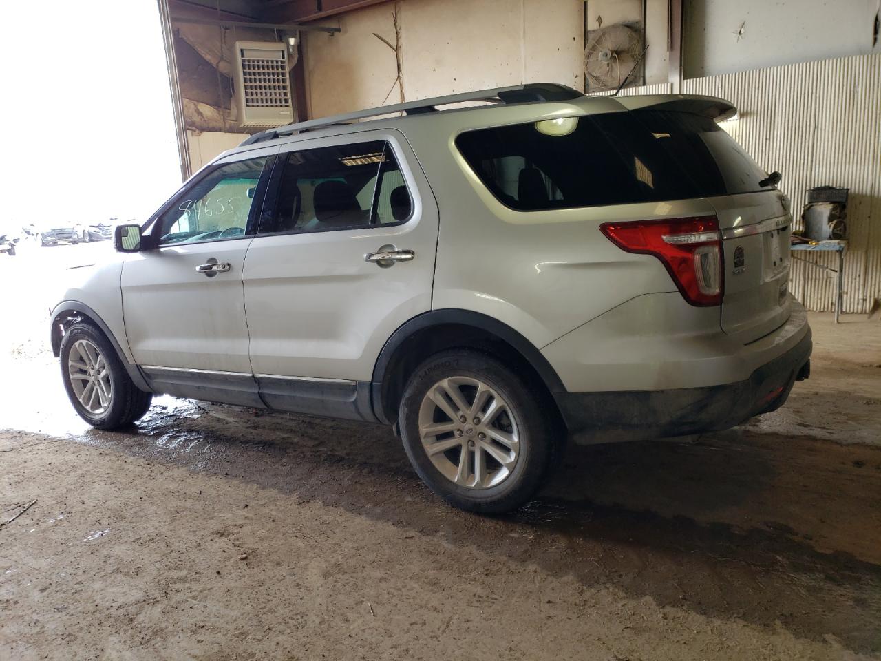 Image 2 of 2011 FORD EXPLORER XLT 2011 with VIN 1FMHK8D85BGA65864