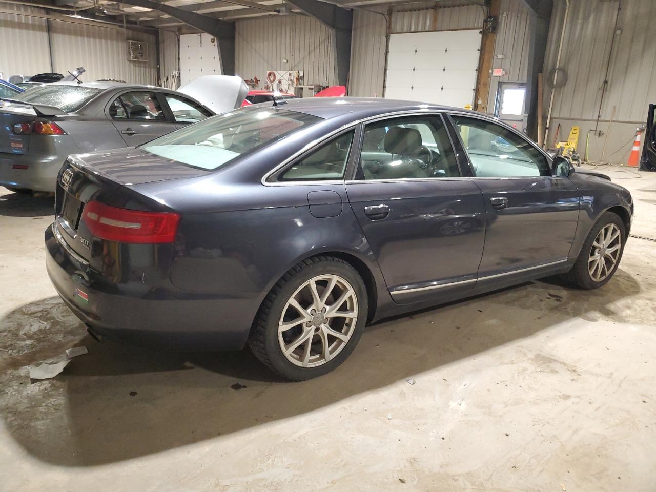 Obraz 3 z 2010 AUDI A6 PREMIUM PLUS 2010 z VIN WAUFGAFB9AN074443