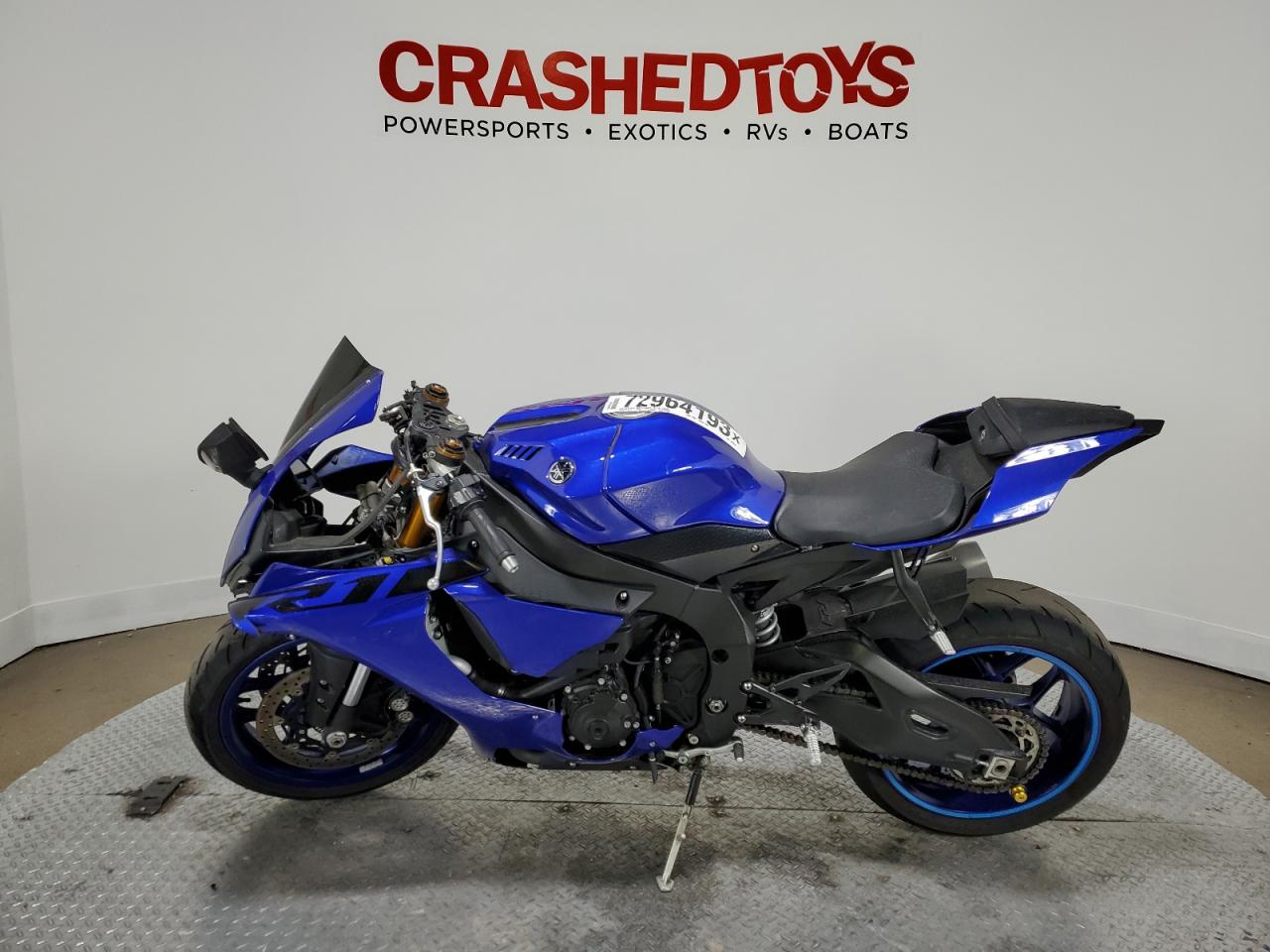 Изображение 3 2018 YAMAHA YZFR1  2018 с VIN JYARN39E4JA003810