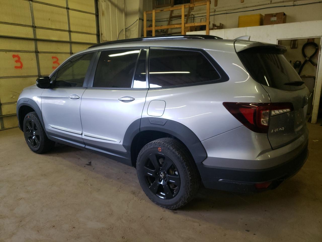 Изображение 2 2022 HONDA PILOT TRAILSPORT 2022 с VIN 5FNYF6H82NB020614