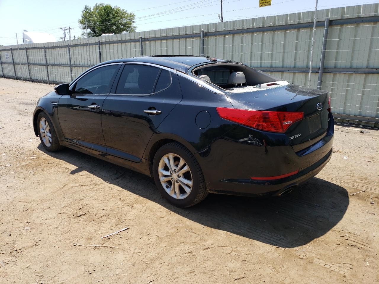 Image 2 of 2012 KIA OPTIMA EX 2012 with VIN 5XXGN4A71CG087963