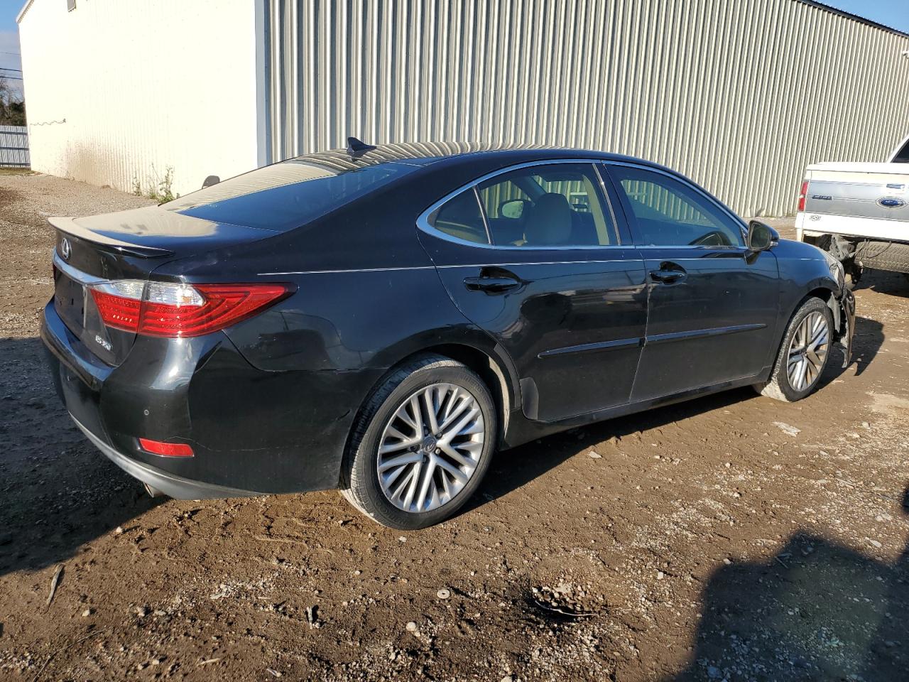 Image 3 of 2013 LEXUS ES 350 2013 with VIN JTHBK1GG7D2047210