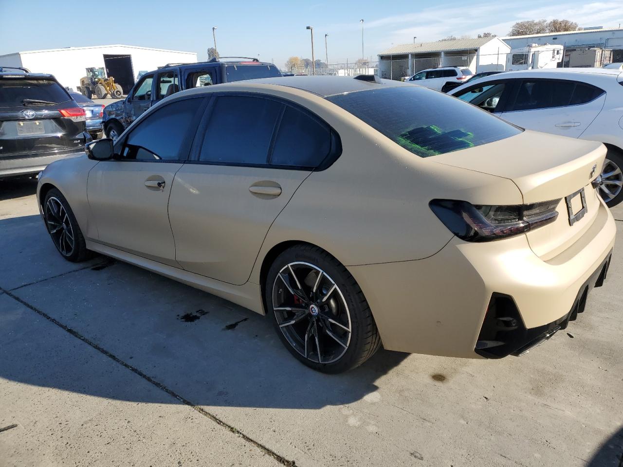 Obraz 2 z 2023 BMW M340XI  2023 z VIN 3MW49FF01P8D16022