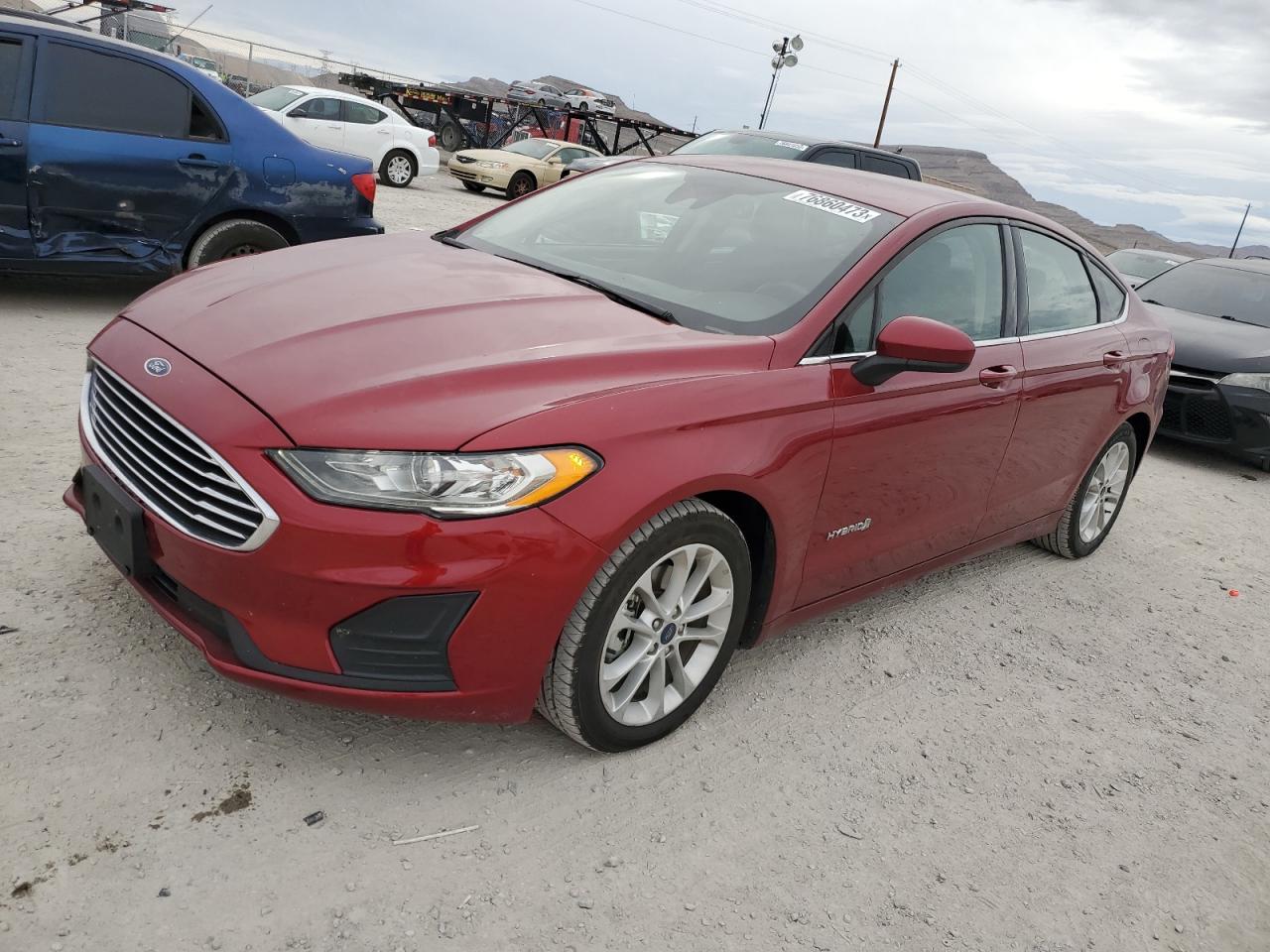 Изображение 1 2019 FORD FUSION SE 2019 с VIN 3FA6P0LU4KR188759