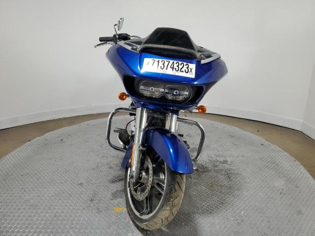 Image 2 of 2017 HARLEY-DAVIDSON FLTRXS ROAD GLIDE SPECIAL 2017 with VIN 1HD1KTC37HB620445