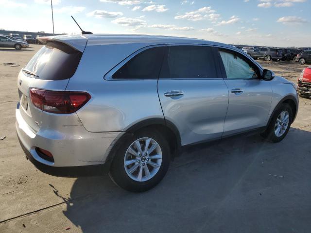 Obraz 3 z 2019 KIA SORENTO L 2019 z VIN 5XYPG4A35KG564119