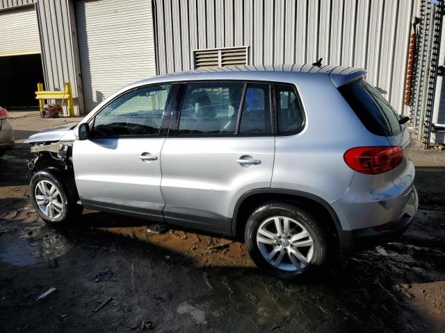 Image 2 of 2013 VOLKSWAGEN TIGUAN S 2013 with VIN WVGAV7AX4DW521182