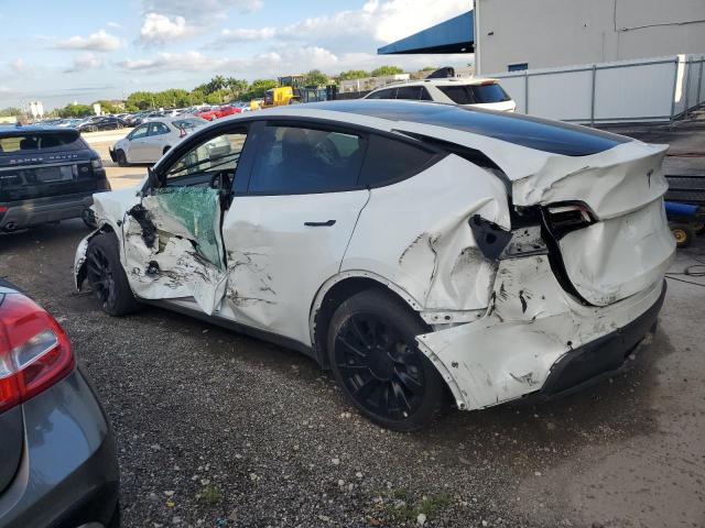 Image 2 of 2022 TESLA MODEL Y  2022 with VIN 7SAYGDEE5NF421668