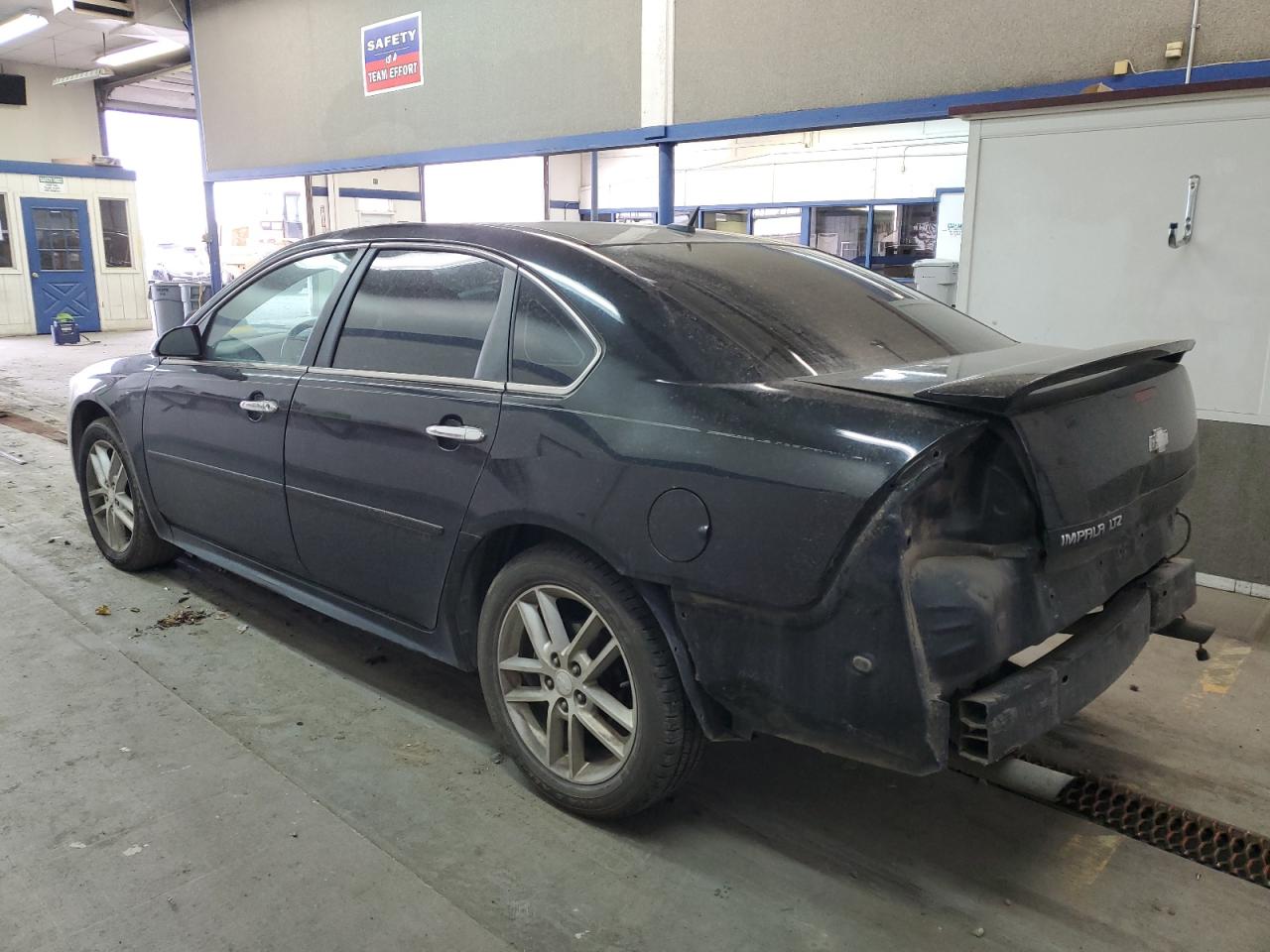 Image 2 of 2012 CHEVROLET IMPALA LTZ 2012 with VIN 2G1WC5E37C1217855