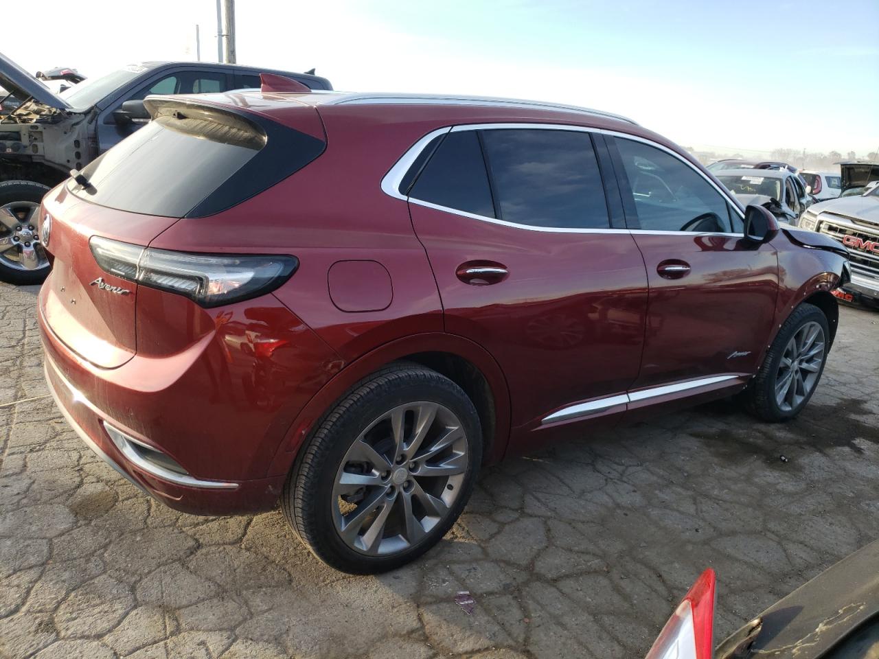 Obraz 3 z 2021 BUICK ENVISION AVENIR 2021 z VIN LRBFZRR49MD179002