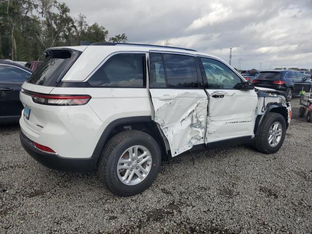 Image 3 of 2023 JEEP GRAND CHEROKEE LAREDO 2023 with VIN 1C4RJGAG2PC667637