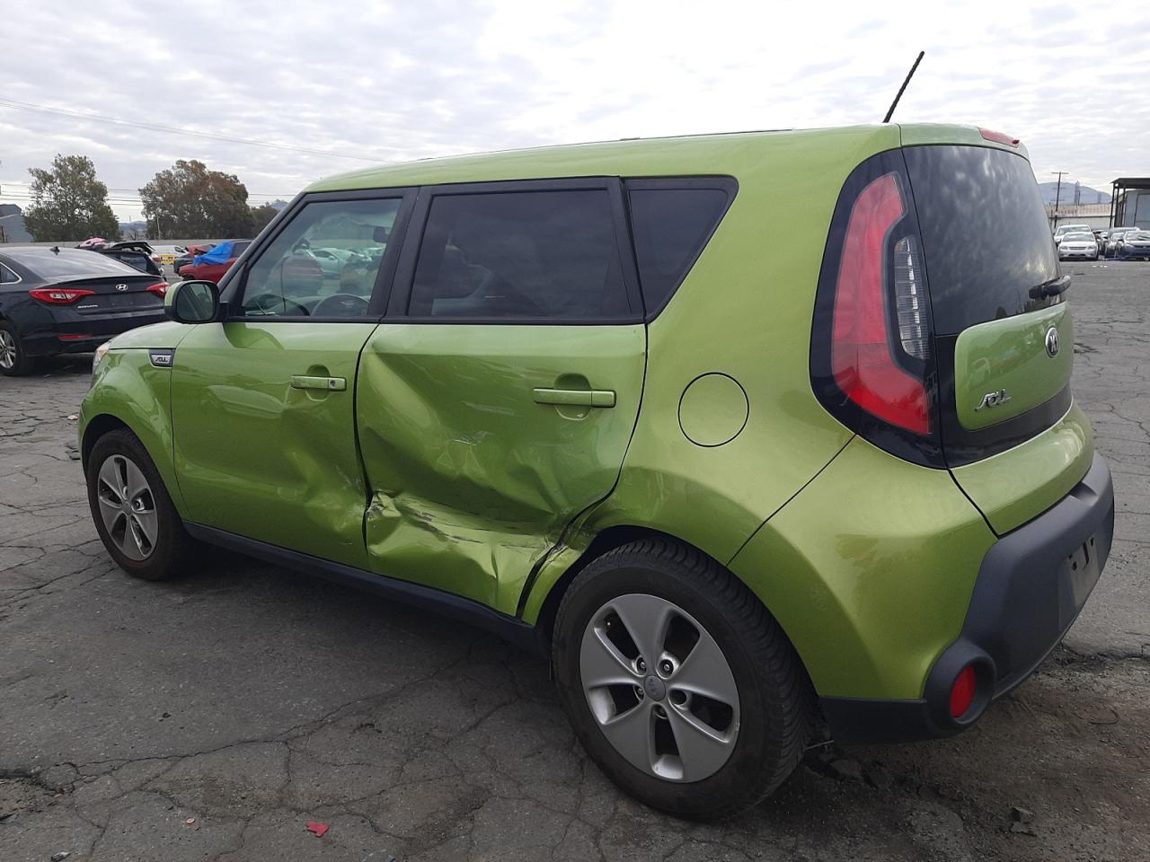 Image 2 of 2016 KIA SOUL  2016 with VIN KNDJN2A22G7818851