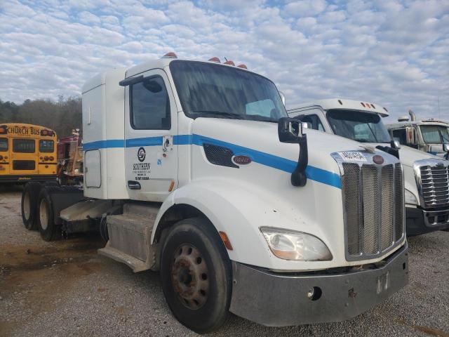 2015 PETERBILT 579  2015 image