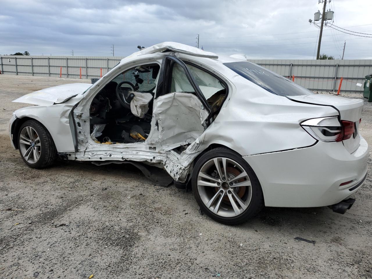 Изображение 2 2018 BMW 330 I 2018 с VIN WBA8B9C5XJEE80822