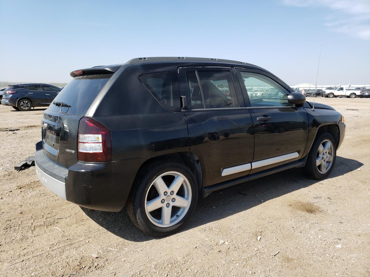 Image 3 of 2007 JEEP COMPASS LIMITED 2007 with VIN 1J8FF57W57D153498