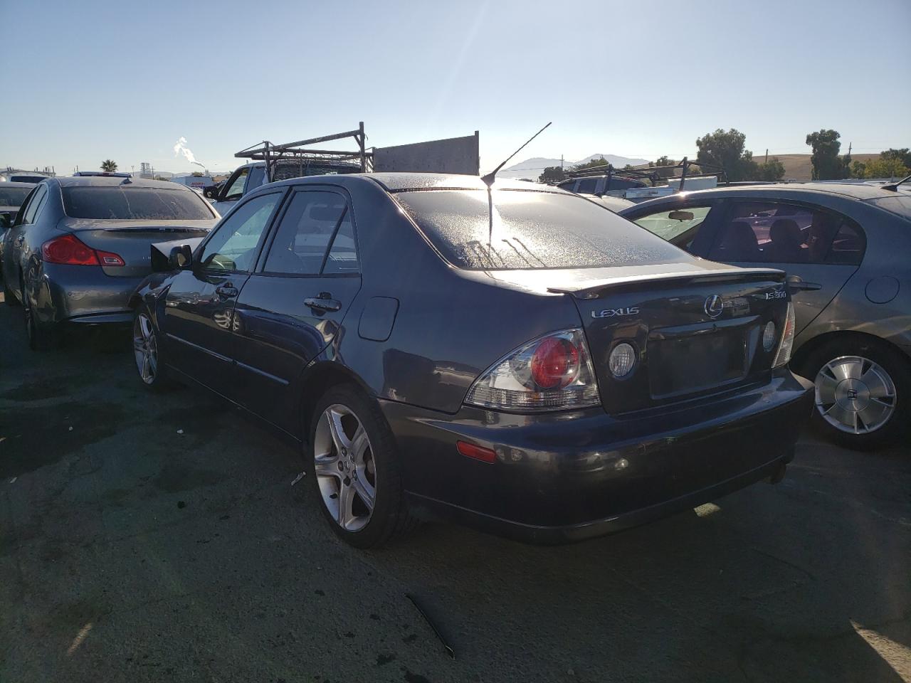 Obraz 2 z 2005 LEXUS IS 300 2005 z VIN JTHBD192150099487