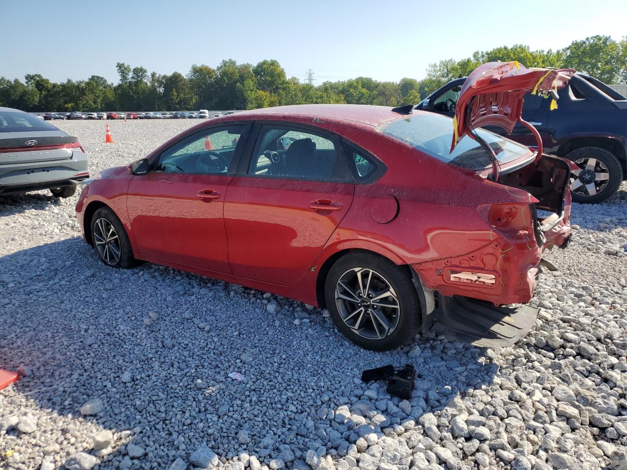 Obraz 2 z 2022 KIA FORTE FE 2022 z VIN 3KPF24AD9NE427057