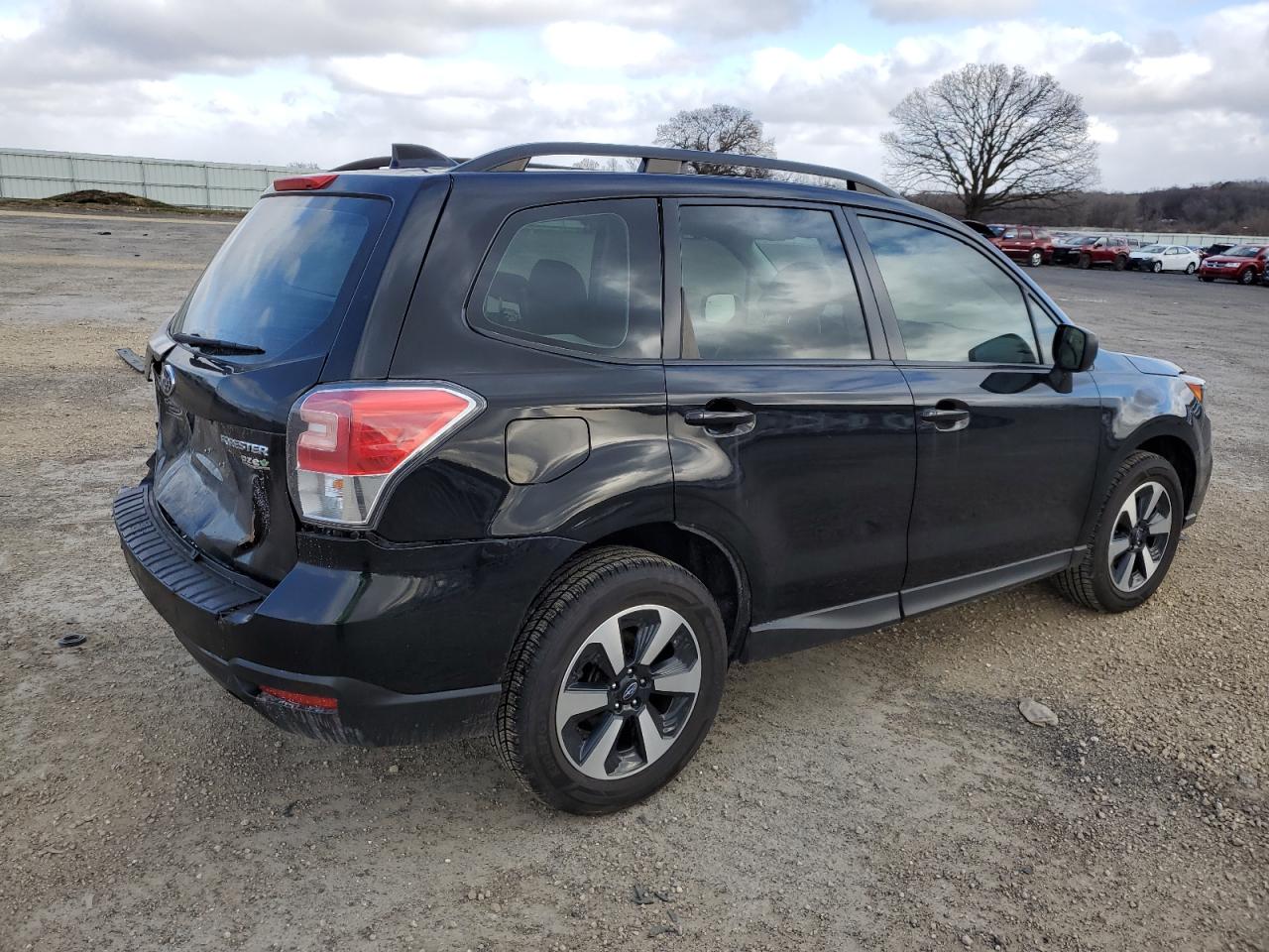 Obraz 3 z 2017 SUBARU FORESTER 2.5I 2017 z VIN JF2SJABC4HH533082