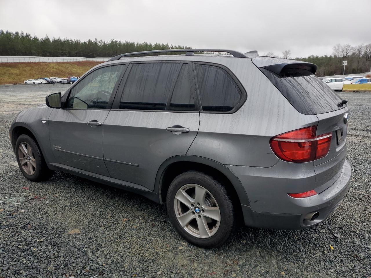 Obraz 2 z 2011 BMW X5 XDRIVE35D 2011 z VIN 5UXZW0C52BL659047