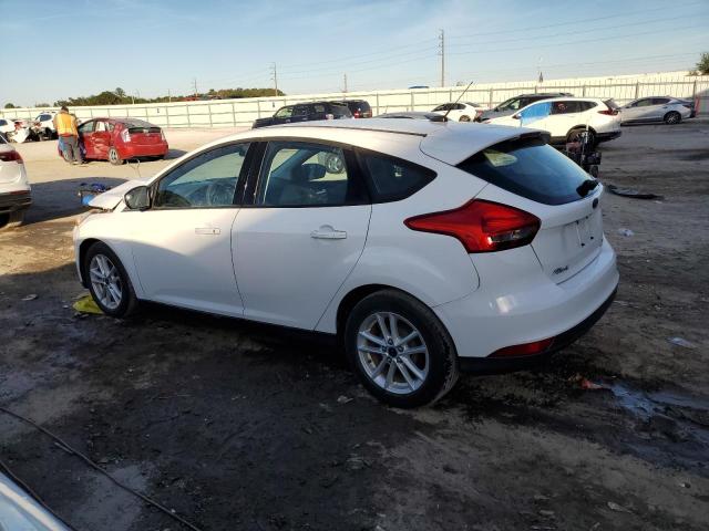 Image 2 of 2015 FORD FOCUS SE 2015 with VIN 1FADP3K25FL325169
