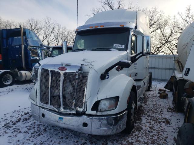 Image 2 of 2020 Peterbilt 579 2020 with VIN 1XPBD49X8LD713082