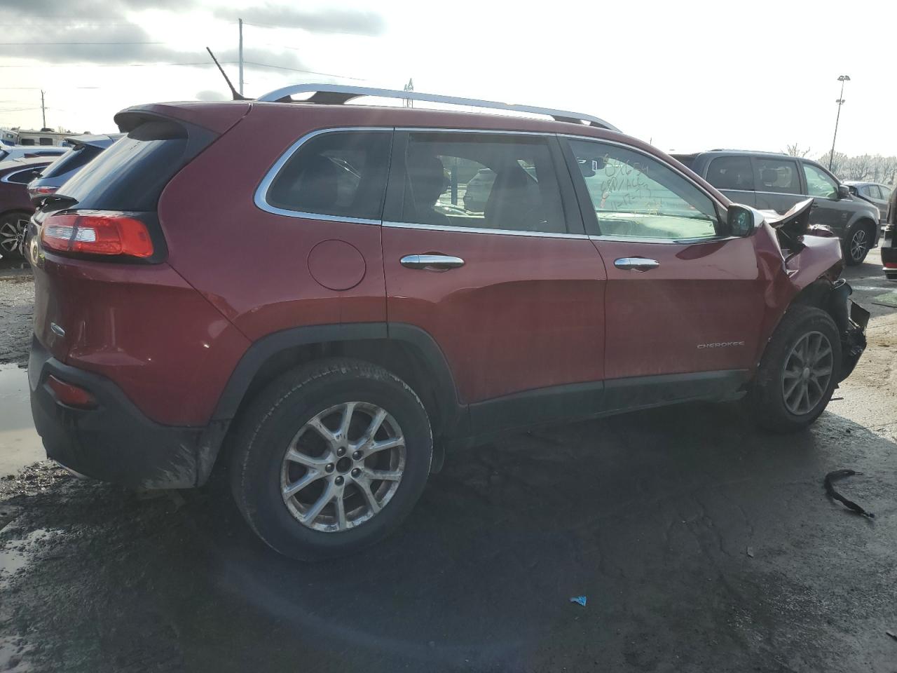 Изображение 3 2016 JEEP CHEROKEE LATITUDE 2016 с VIN 1C4PJMCS4GW103767