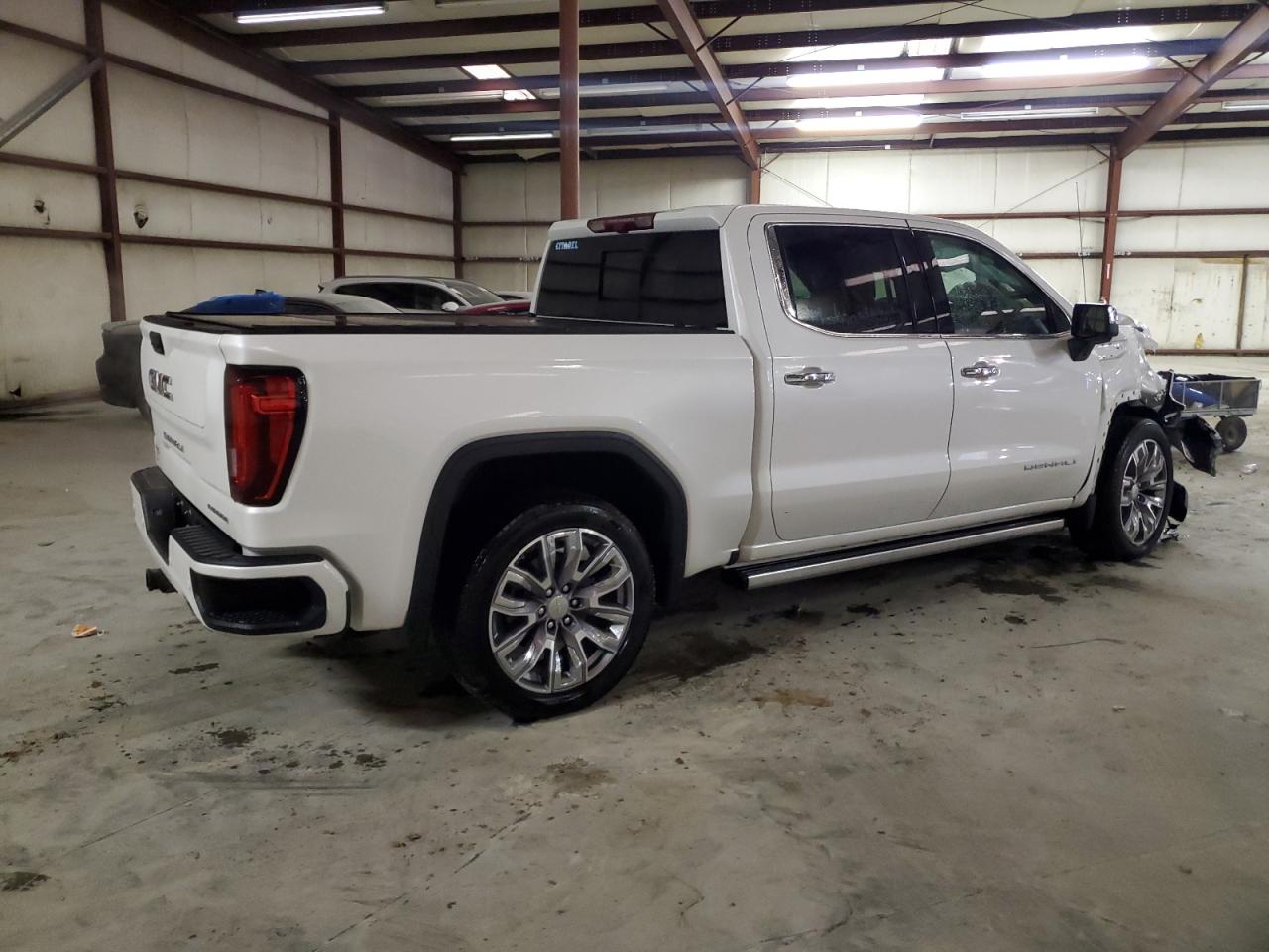 Изображение 3 2022 GMC SIERRA K1500 DENALI 2022 с VIN 3GTUUGED4NG681048