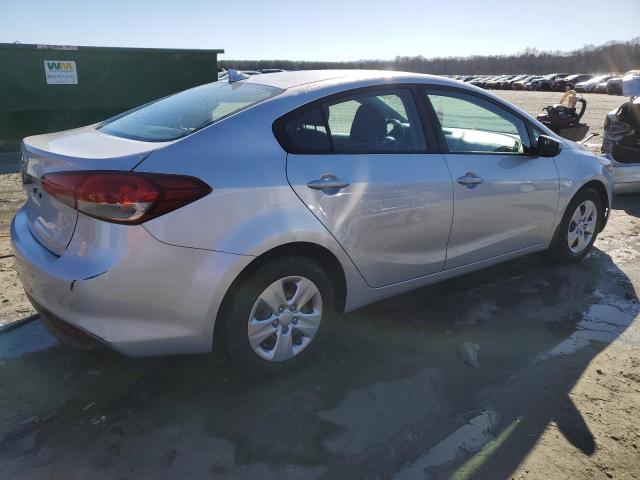 Obraz 3 z 2018 KIA FORTE LX 2018 z VIN 3KPFK4A76JE259642