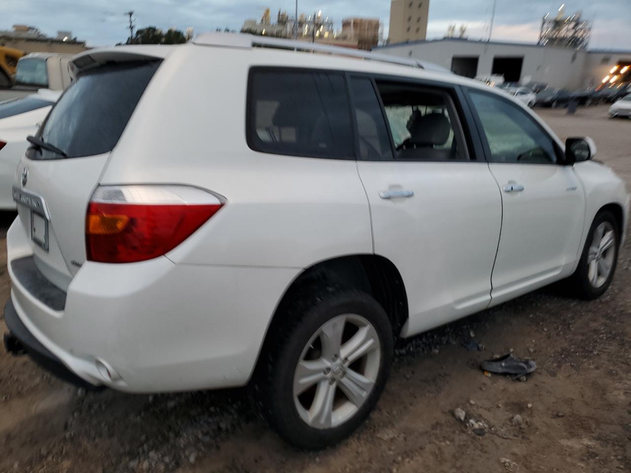 Изображение 3 2010 TOYOTA HIGHLANDER LIMITED 2010 с VIN 5TDDK3EH3AS015733