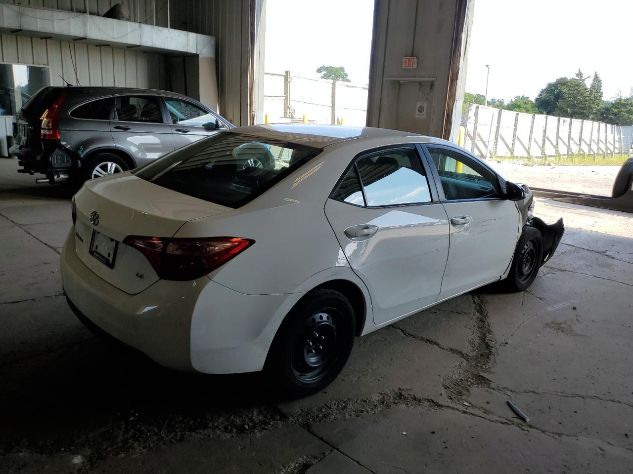 Image 3 of 2019 TOYOTA COROLLA L 2019 with VIN 2T1BURHE7KC235537