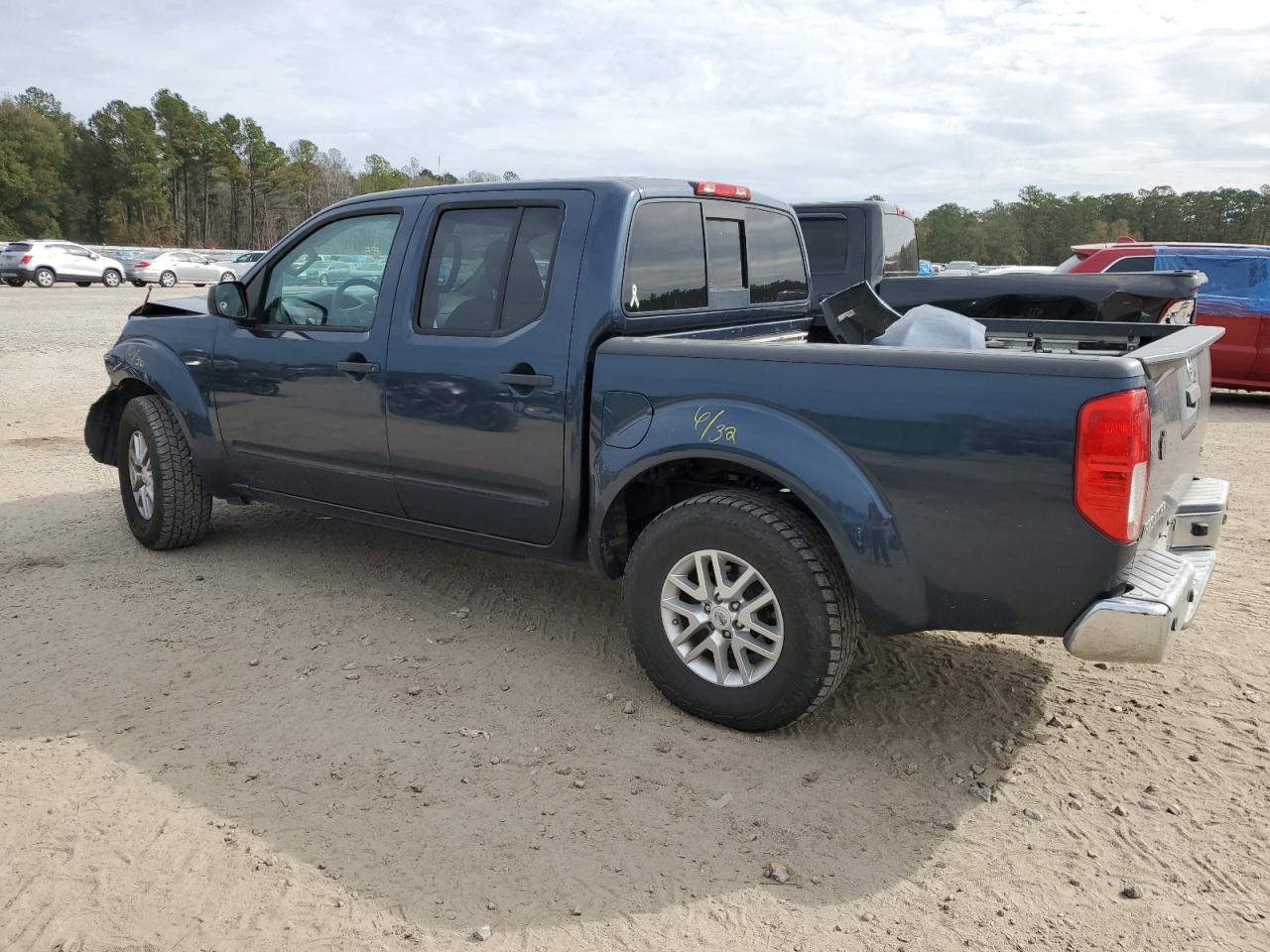 Image 2 of 2016 NISSAN FRONTIER S 2016 with VIN 1N6AD0ER7GN726111