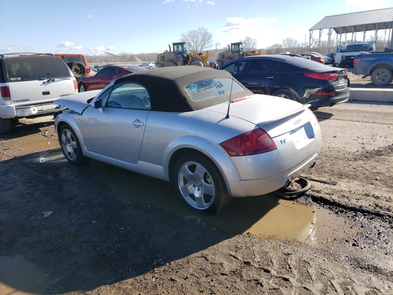 Image 2 of 2001 AUDI TT QUATTRO 2001 with VIN TRUUT28N811005582